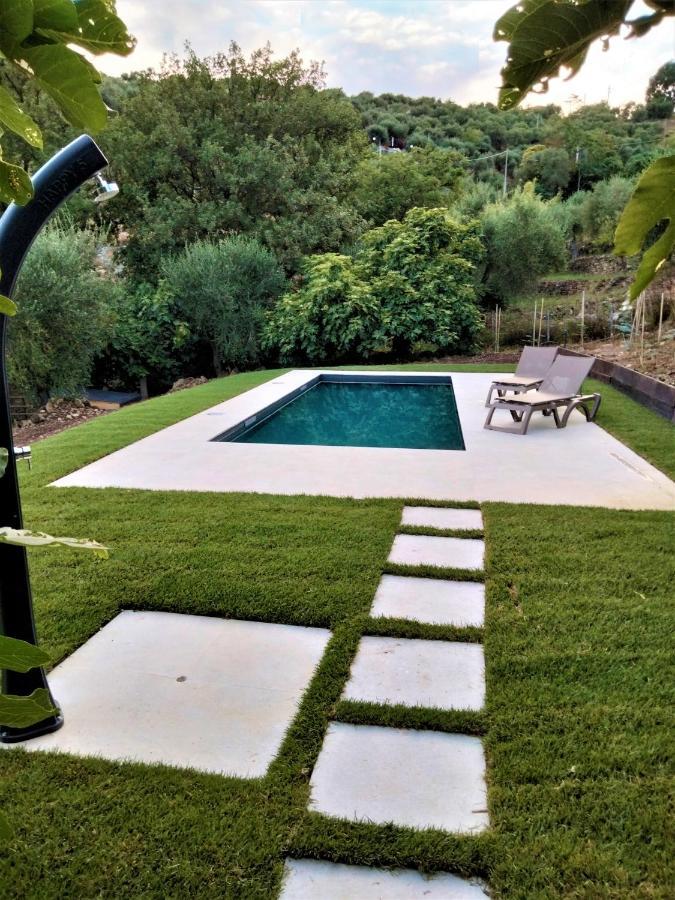 Agriturismo Oltrealmare Civezza Dış mekan fotoğraf