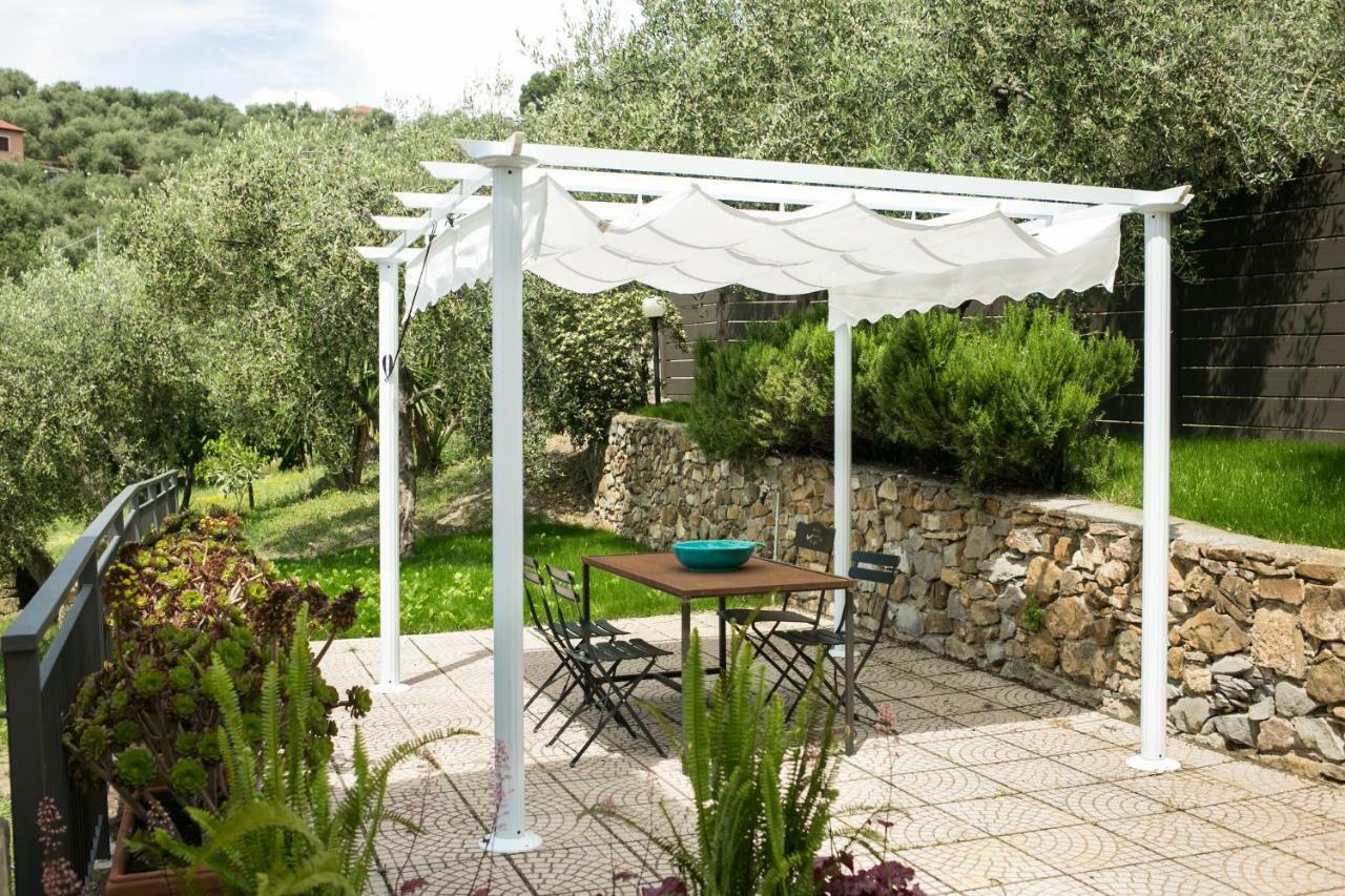 Agriturismo Oltrealmare Civezza Dış mekan fotoğraf
