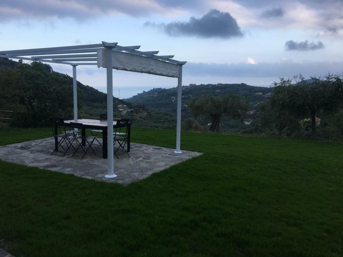 Agriturismo Oltrealmare Civezza Dış mekan fotoğraf